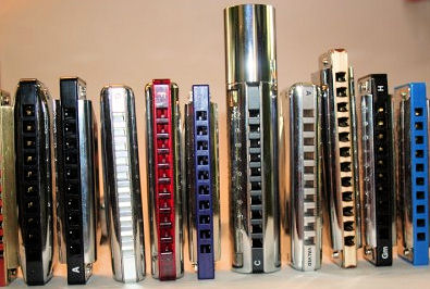 harmonicas on end