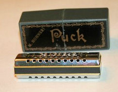 hohner puck rear