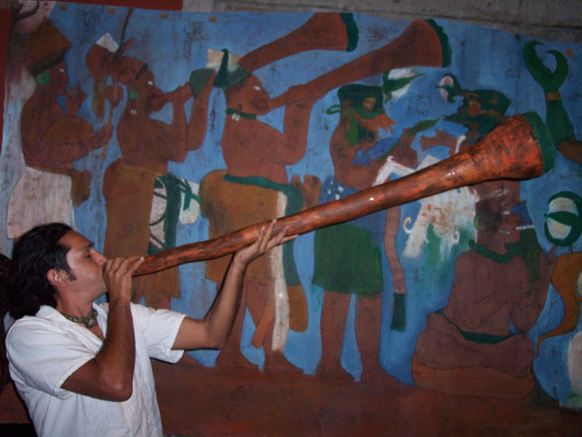 Quiote trumpet