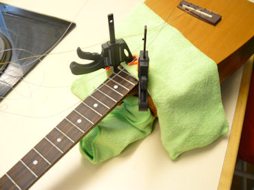 Clamping and repairing the Boat Paddle uke