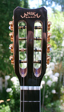 Lanikai O8-E headstock